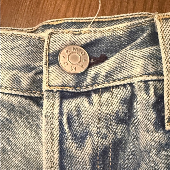 AMO Lilah Denim Jeans cutoff shorts. Size 31 - Picture 4 of 6